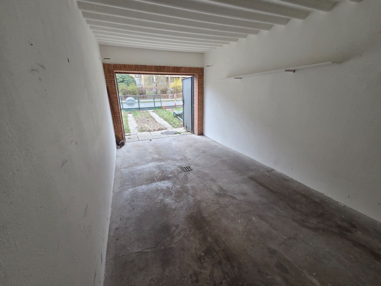 garage to rent, 16 m², Jungmannova, Brno, Jihomoravský Region garage to rent, 16 m², Jungmannova, Brno, Jihomoravský Region