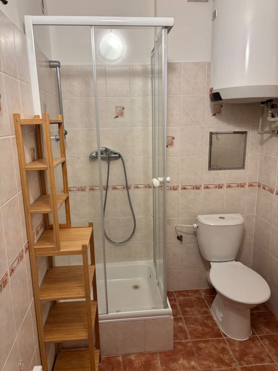 1 bedroom with open-plan kitchen flat to rent, 40 m², Masarykova, Rudná, Středočeský Region 1 bedroom with open-plan kitchen flat to rent, 40 m², Masarykova, Rudná, Středočeský Region