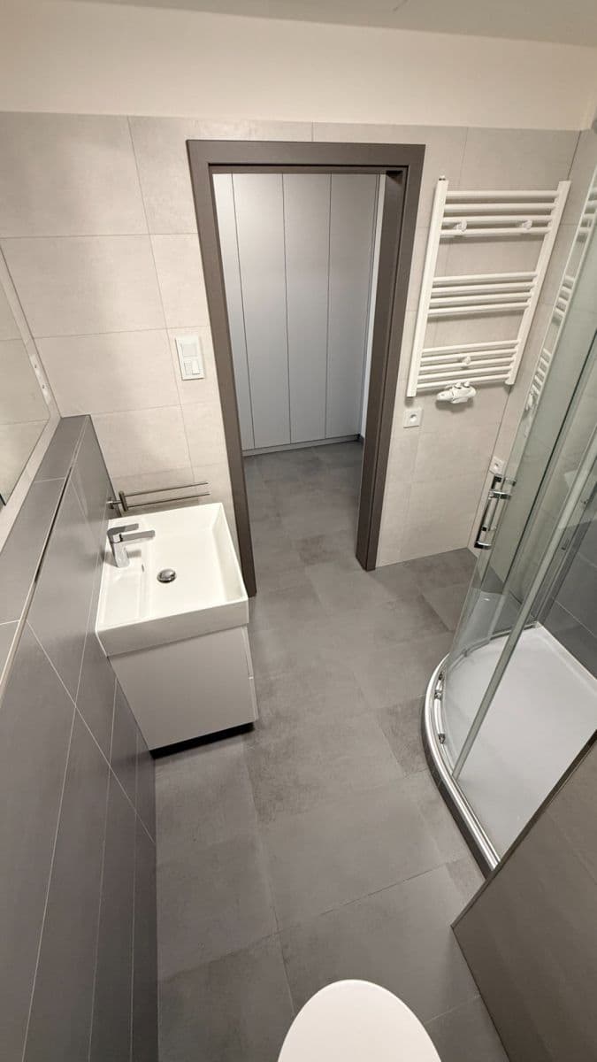 Studio flat to rent, 32 m², Strančická, Prague, Prague Studio flat to rent, 32 m², Strančická, Prague, Prague