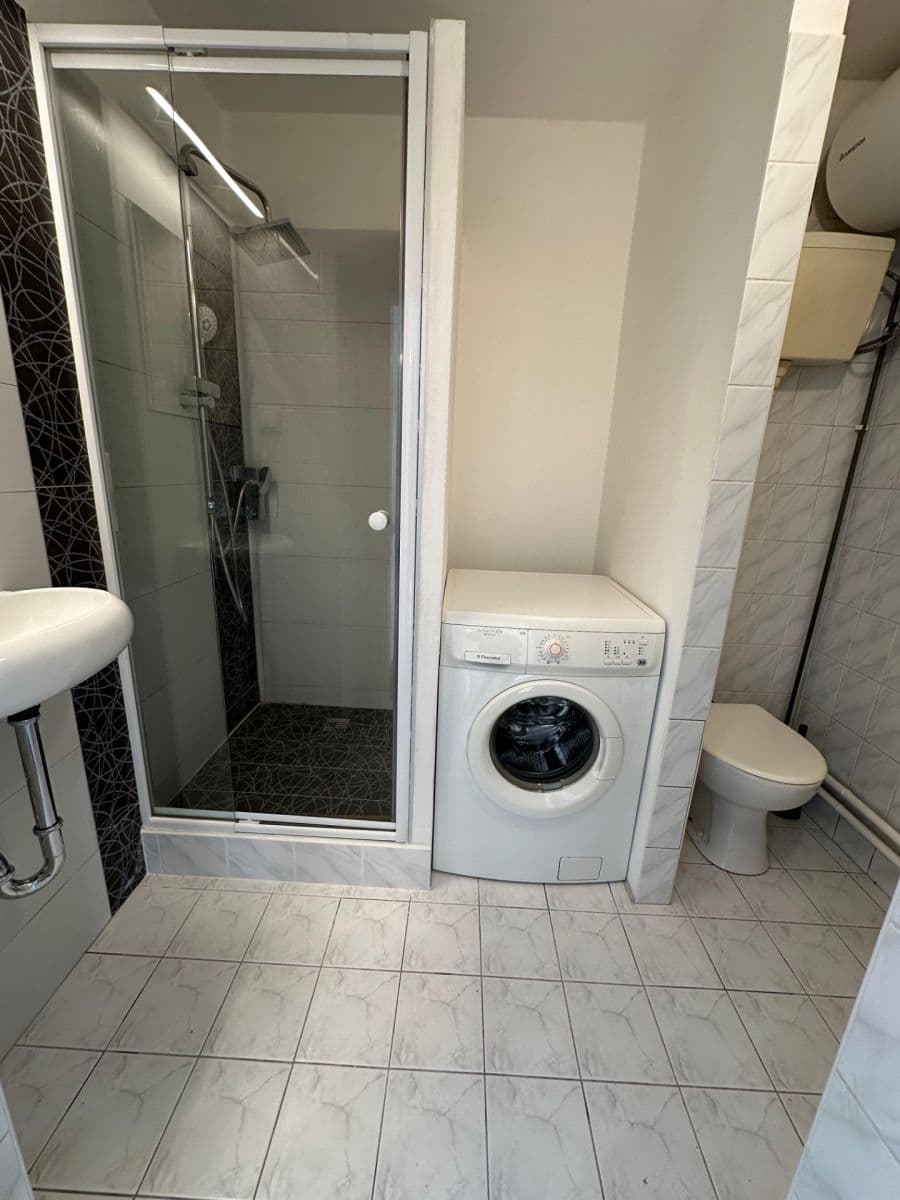 Studio flat to rent, 25 m², Bolevecká, Prague, Prague Studio flat to rent, 25 m², Bolevecká, Prague, Prague