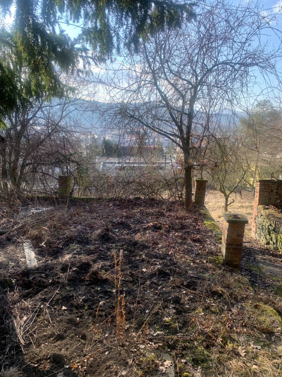 plot for sale, 915 m², Černá cesta, Ústí nad Labem, Ústecký Region plot for sale, 915 m², Černá cesta, Ústí nad Labem, Ústecký Region