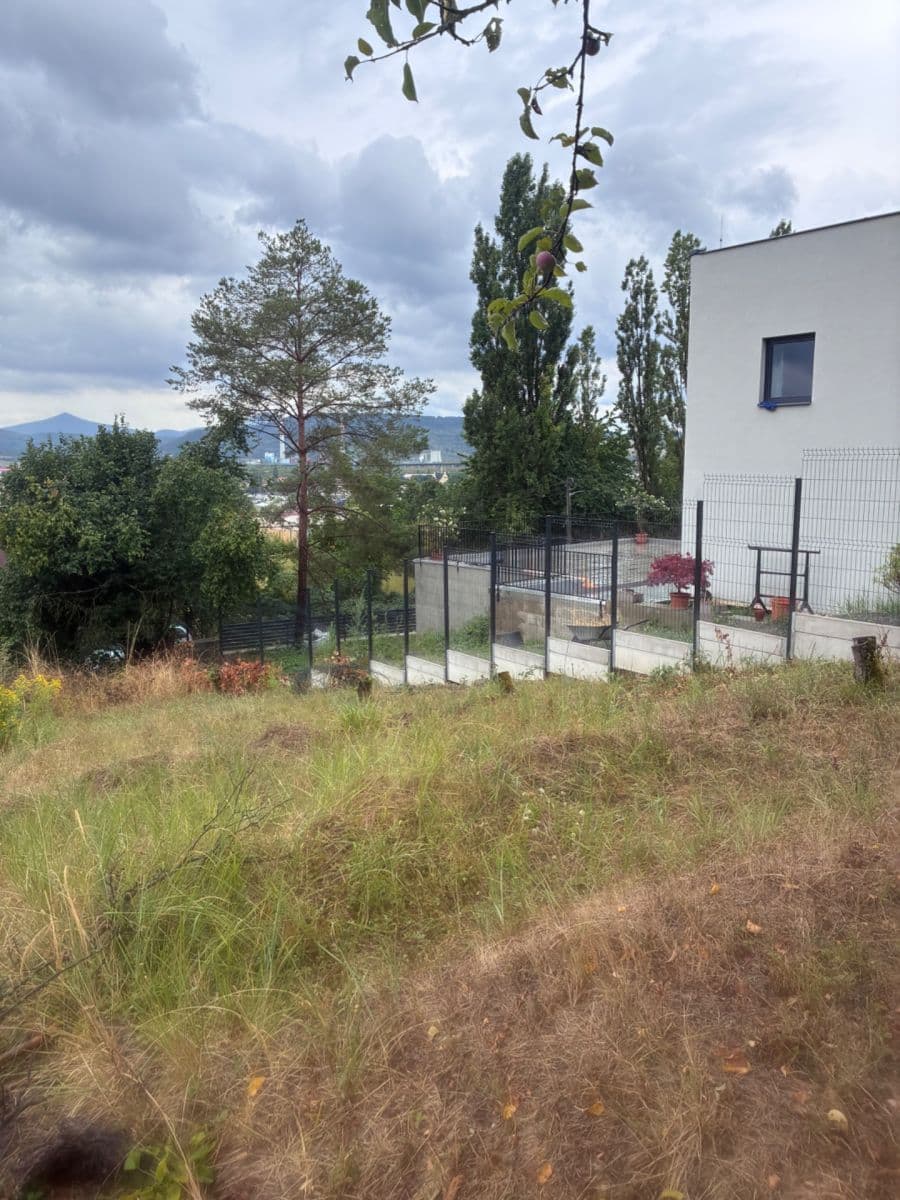 plot for sale, 915 m², Černá cesta, Ústí nad Labem, Ústecký Region plot for sale, 915 m², Černá cesta, Ústí nad Labem, Ústecký Region