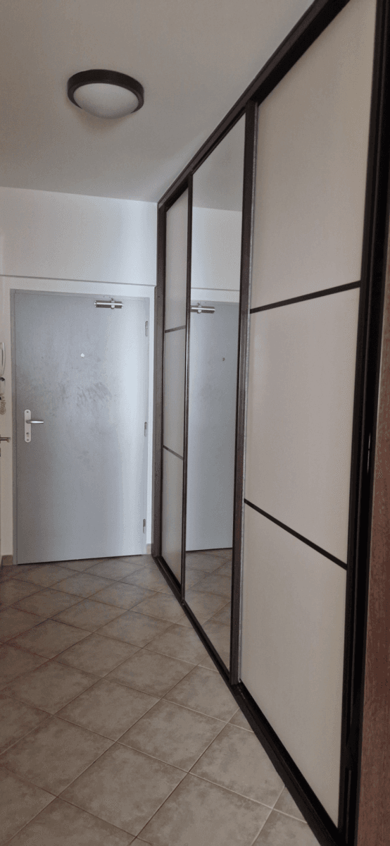 2 bedroom with open-plan kitchen flat to rent, 94 m², V Třešňovce, Prague, Prague 2 bedroom with open-plan kitchen flat to rent, 94 m², V Třešňovce, Prague, Prague