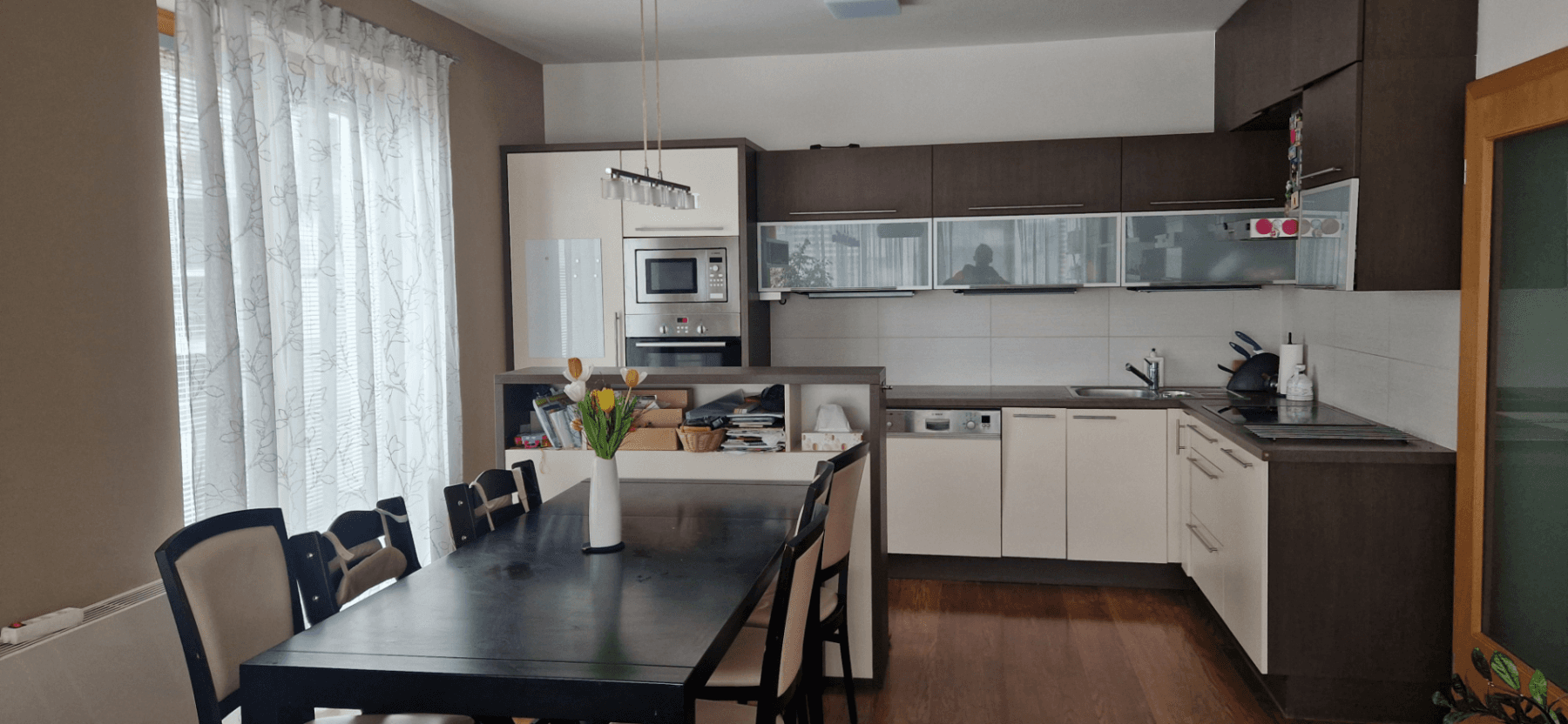 2 bedroom with open-plan kitchen flat to rent, 94 m², V Třešňovce, Prague, Prague 2 bedroom with open-plan kitchen flat to rent, 94 m², V Třešňovce, Prague, Prague