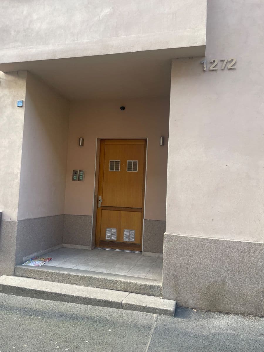 1 bedroom with open-plan kitchen flat to rent, 52 m², Žerotínova, Prague, Prague 1 bedroom with open-plan kitchen flat to rent, 52 m², Žerotínova, Prague, Prague