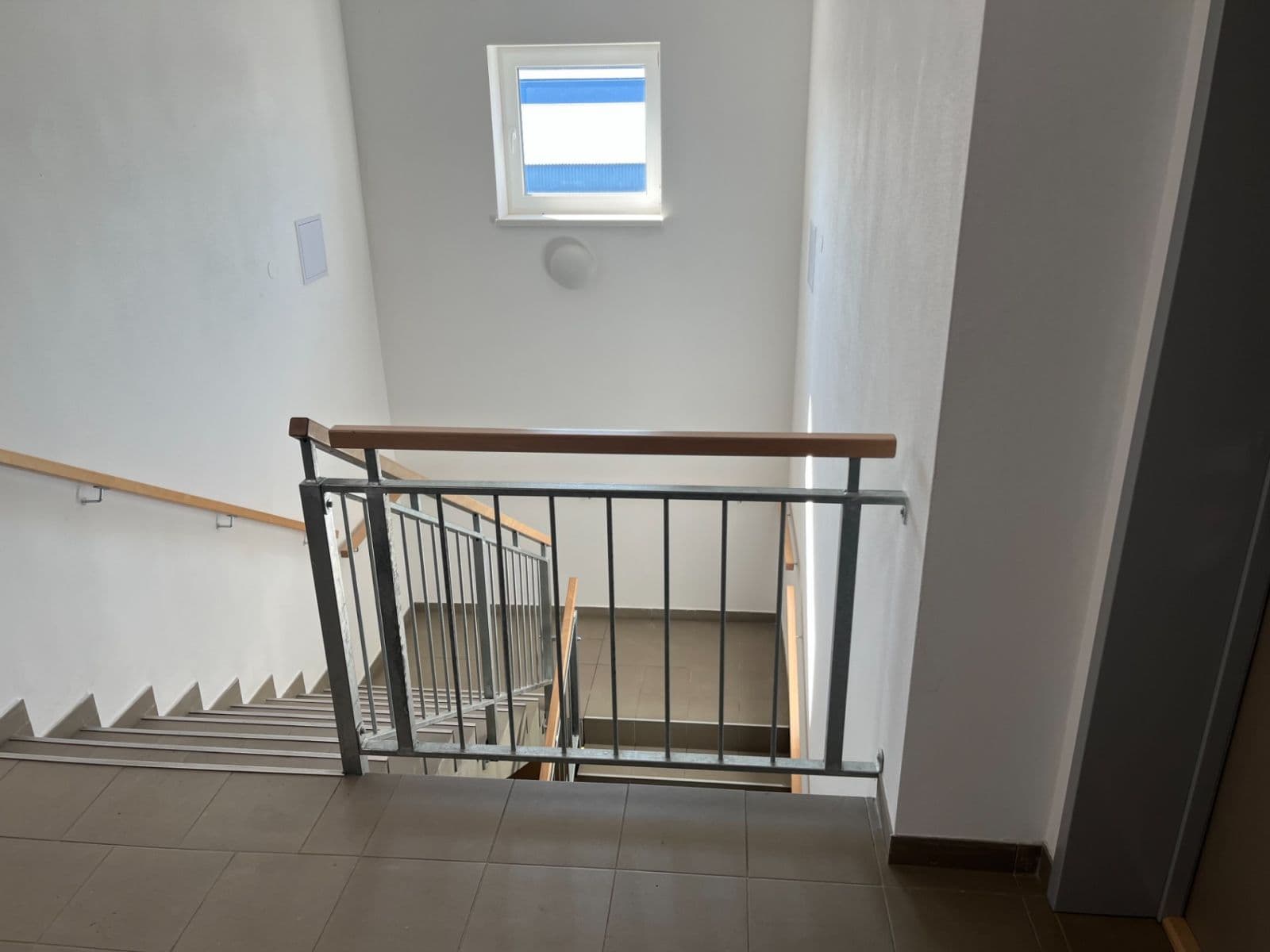 Studio flat to rent, 44 m², V Bytovkách, Prague, Prague Studio flat to rent, 44 m², V Bytovkách, Prague, Prague