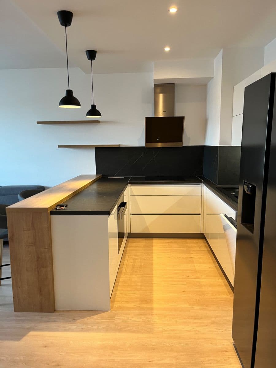 1 bedroom with open-plan kitchen flat for sale, 49 m², Pšeničná, Hostivice, Středočeský Region 1 bedroom with open-plan kitchen flat for sale, 49 m², Pšeničná, Hostivice, Středočeský Region