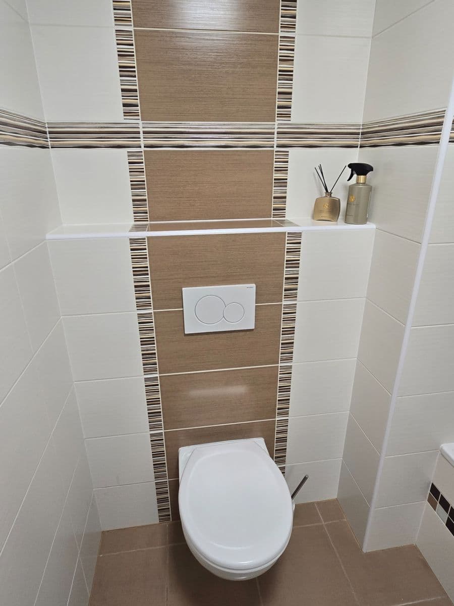 1 bedroom with open-plan kitchen flat to rent, 59 m², Svatojánská, Hradec Králové, Královéhradecký Region 1 bedroom with open-plan kitchen flat to rent, 59 m², Svatojánská, Hradec Králové, Královéhradecký Region