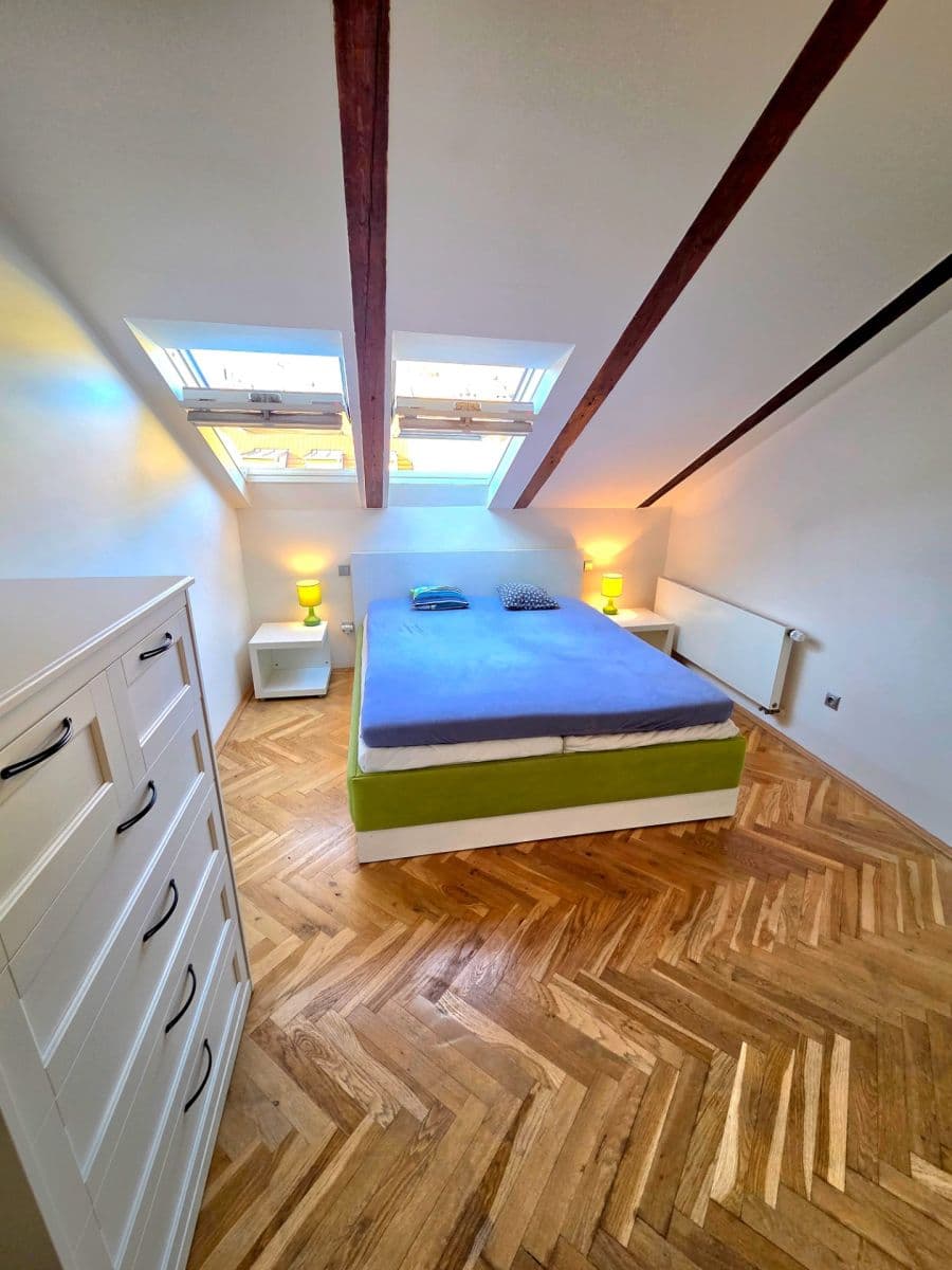 2 bedroom with open-plan kitchen flat for sale, 75 m², Sázavská, Prague, Prague 2 bedroom with open-plan kitchen flat for sale, 75 m², Sázavská, Prague, Prague