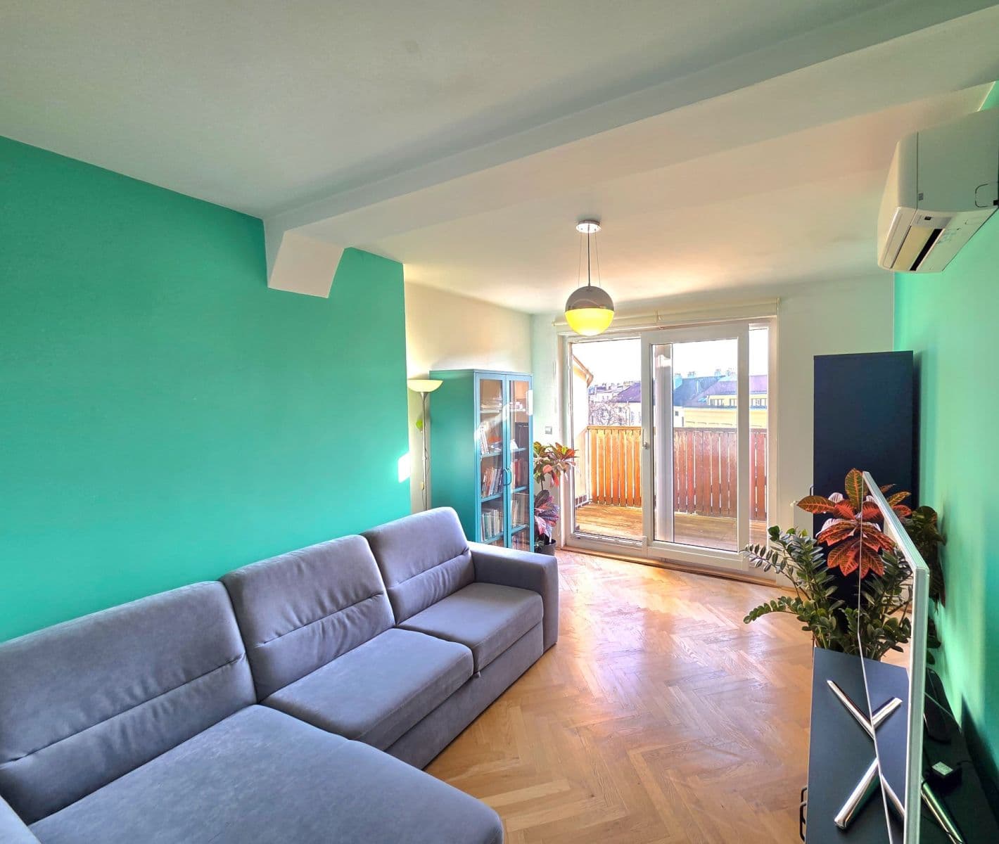 2 bedroom with open-plan kitchen flat for sale, 75 m², Sázavská, Prague, Prague 2 bedroom with open-plan kitchen flat for sale, 75 m², Sázavská, Prague, Prague