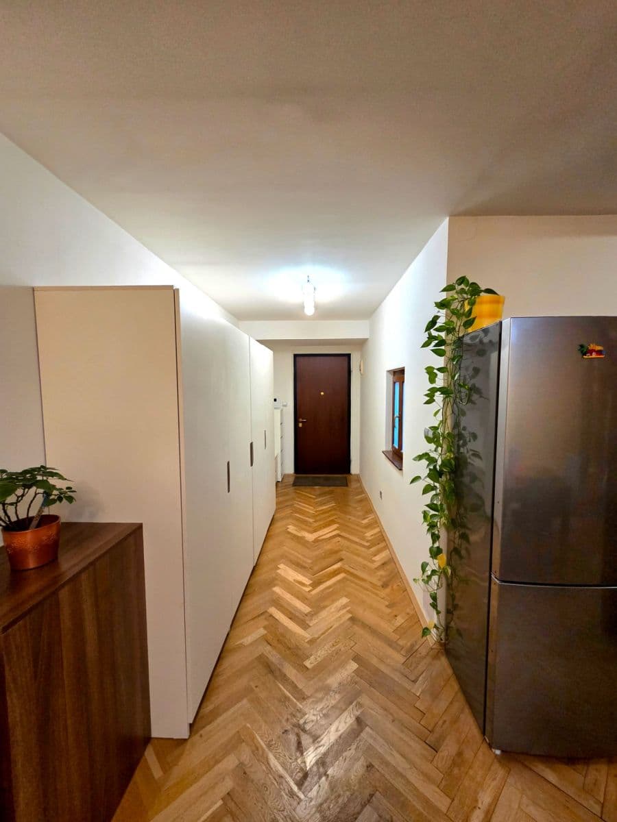 2 bedroom with open-plan kitchen flat for sale, 75 m², Sázavská, Prague, Prague 2 bedroom with open-plan kitchen flat for sale, 75 m², Sázavská, Prague, Prague