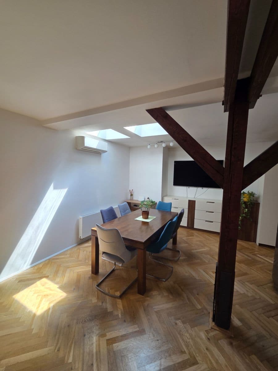 2 bedroom with open-plan kitchen flat for sale, 75 m², Sázavská, Prague, Prague 2 bedroom with open-plan kitchen flat for sale, 75 m², Sázavská, Prague, Prague