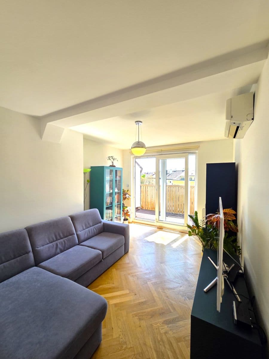 2 bedroom with open-plan kitchen flat for sale, 75 m², Sázavská, Prague, Prague 2 bedroom with open-plan kitchen flat for sale, 75 m², Sázavská, Prague, Prague