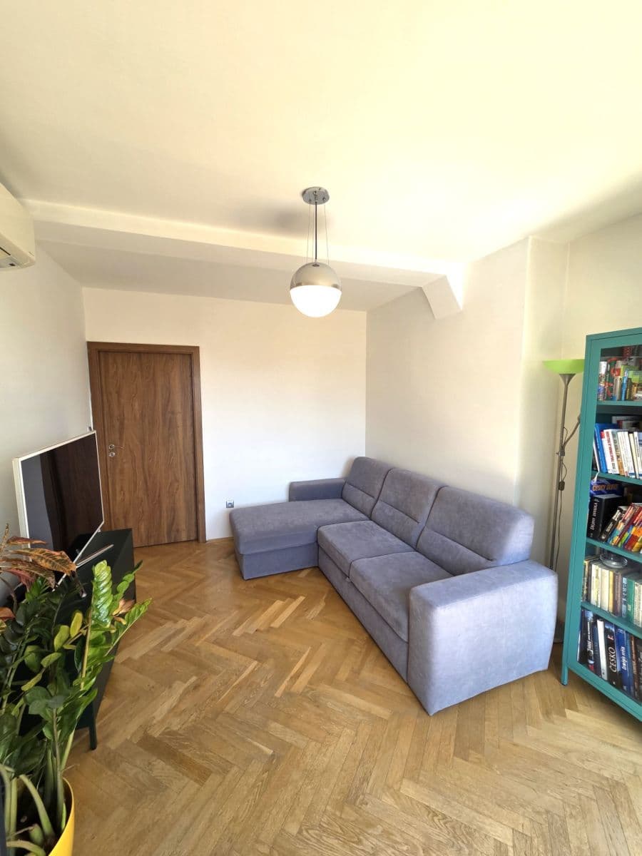 2 bedroom with open-plan kitchen flat for sale, 75 m², Sázavská, Prague, Prague 2 bedroom with open-plan kitchen flat for sale, 75 m², Sázavská, Prague, Prague