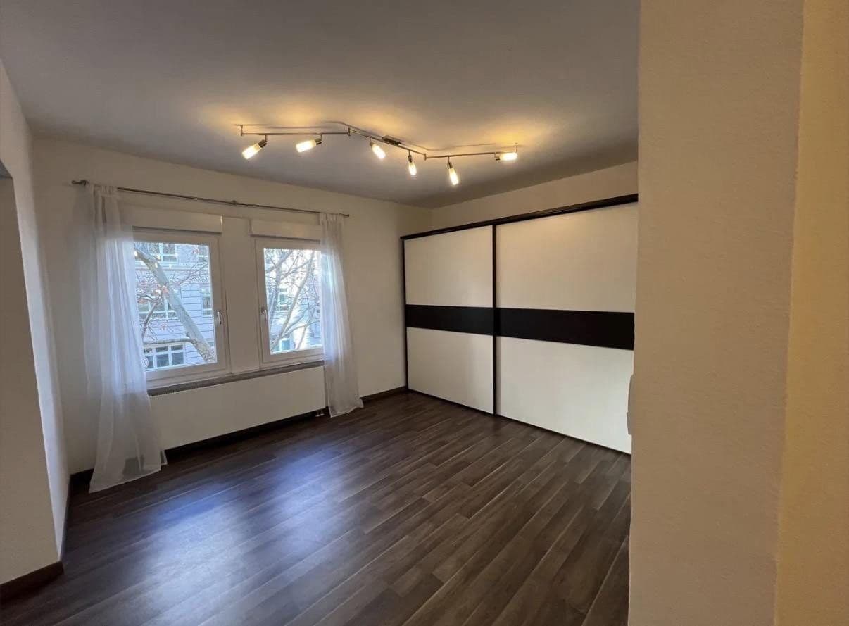 2 bedroom with open-plan kitchen flat to rent, 97 m², Stuttgart, Baden-Württemberg 2 bedroom with open-plan kitchen flat to rent, 97 m², Stuttgart, Baden-Württemberg