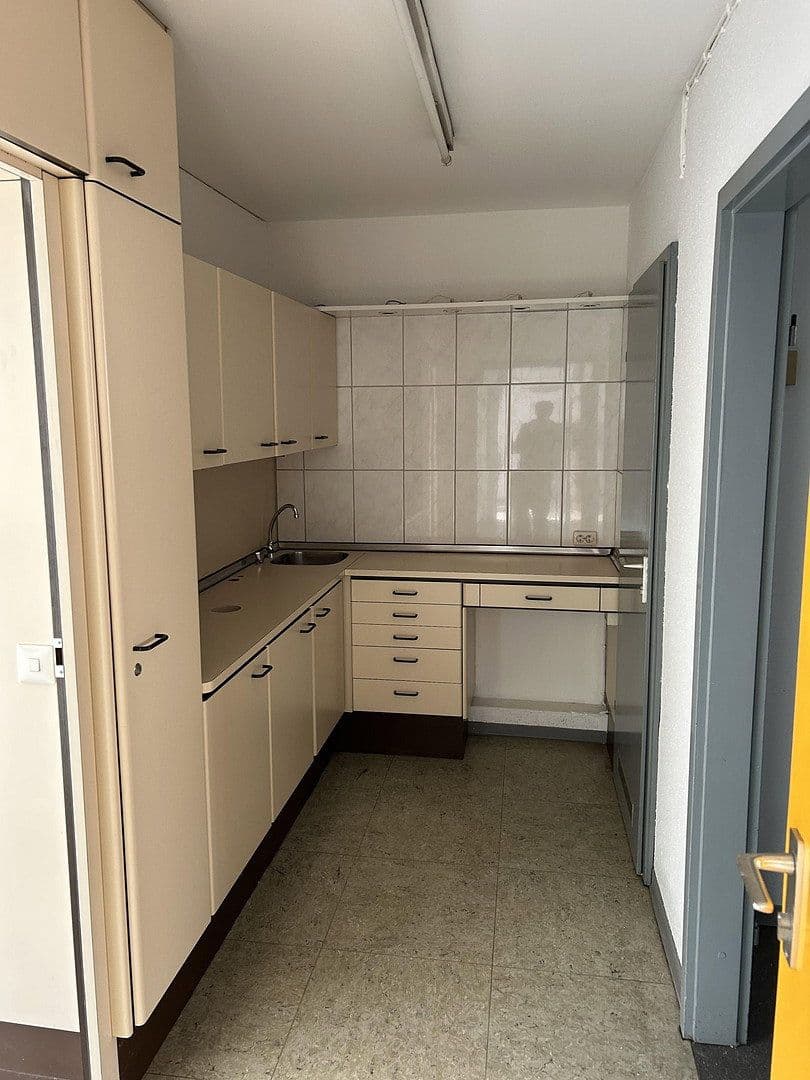 office to rent, 170 m², Pfuhlgasse 20, Koblenz, Rhineland-Palatinate office to rent, 170 m², Pfuhlgasse 20, Koblenz, Rhineland-Palatinate