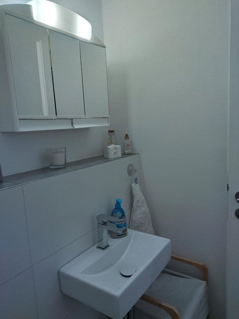 2 bedroom with open-plan kitchen flat for sale, 91 m², Köln, North Rhine-Westphalia 2 bedroom with open-plan kitchen flat for sale, 91 m², Köln, North Rhine-Westphalia