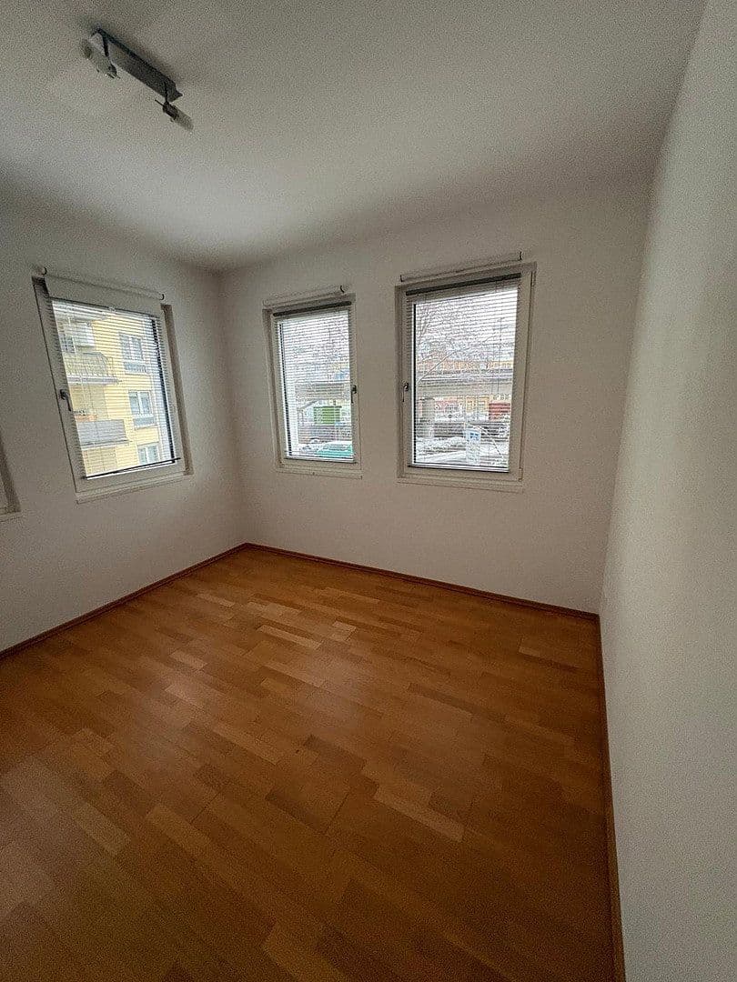 3 bedroom flat to rent, 105 m², Adalbertstrasse 64, Frankfurt am Main, Hesse 3 bedroom flat to rent, 105 m², Adalbertstrasse 64, Frankfurt am Main, Hesse
