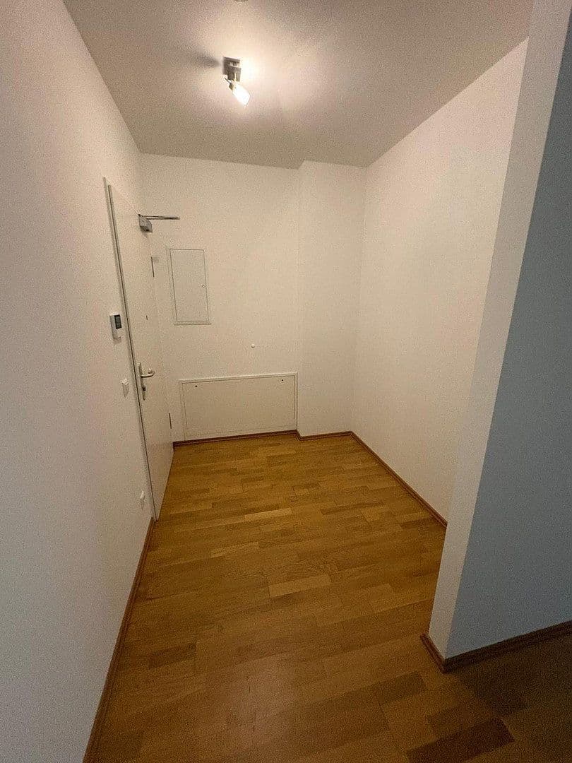 3 bedroom flat to rent, 105 m², Adalbertstrasse 64, Frankfurt am Main, Hesse 3 bedroom flat to rent, 105 m², Adalbertstrasse 64, Frankfurt am Main, Hesse