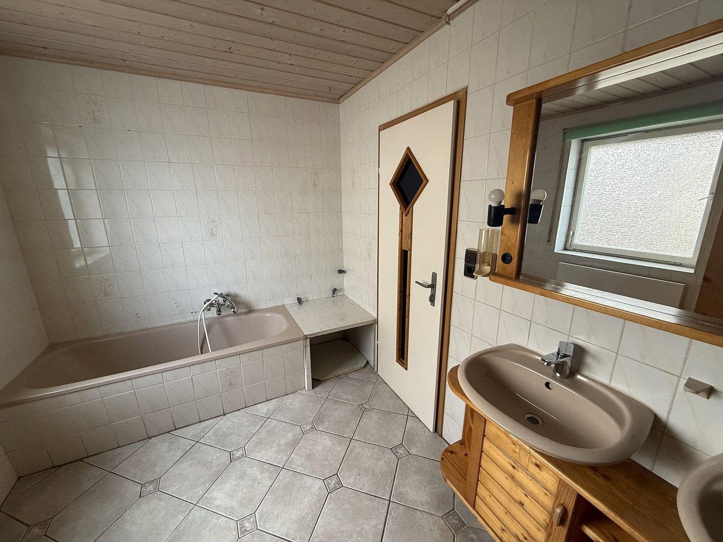 house for sale, 140 m², Dettingen an der Iller, Baden-Württemberg house for sale, 140 m², Dettingen an der Iller, Baden-Württemberg