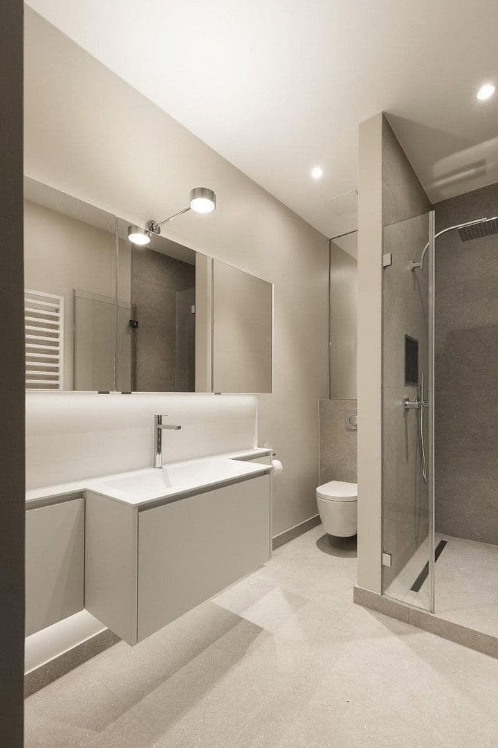 4 bedroom flat to rent, 104 m², Kennedydamm 7, Düsseldorf, North Rhine-Westphalia 4 bedroom flat to rent, 104 m², Kennedydamm 7, Düsseldorf, North Rhine-Westphalia