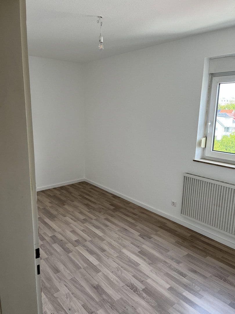 flat to rent, 16 m², Hügelweg 8, Gerlingen, Baden-Württemberg flat to rent, 16 m², Hügelweg 8, Gerlingen, Baden-Württemberg