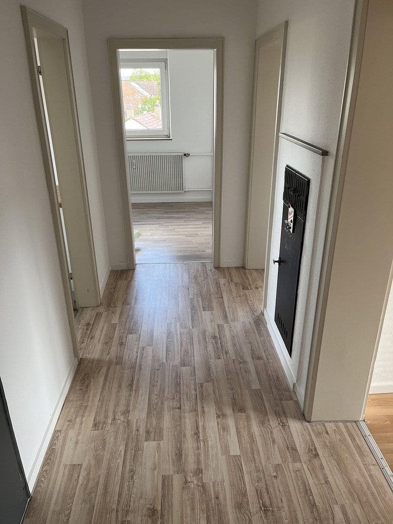 flat to rent, 16 m², Hügelweg 8, Gerlingen, Baden-Württemberg flat to rent, 16 m², Hügelweg 8, Gerlingen, Baden-Württemberg