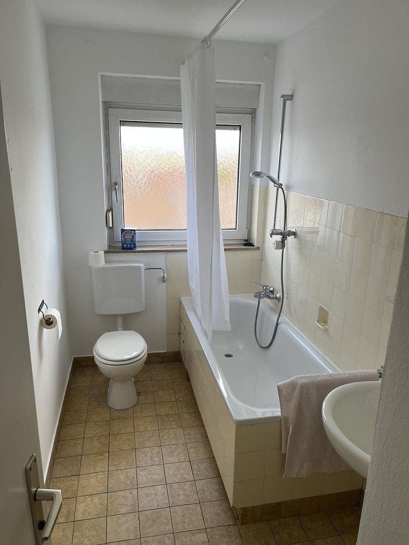 flat to rent, 16 m², Hügelweg 8, Gerlingen, Baden-Württemberg flat to rent, 16 m², Hügelweg 8, Gerlingen, Baden-Württemberg