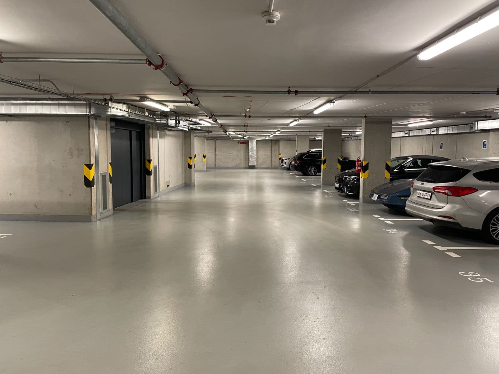 garage to rent, 13 m², Pod Barvířkou, Prague, Prague garage to rent, 13 m², Pod Barvířkou, Prague, Prague