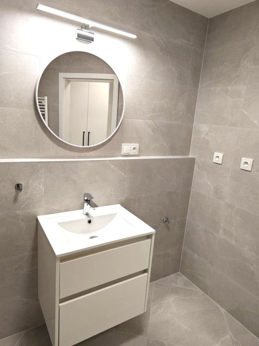 Studio flat to rent, 45 m², Dukelská, Benešov, Středočeský Region Studio flat to rent, 45 m², Dukelská, Benešov, Středočeský Region