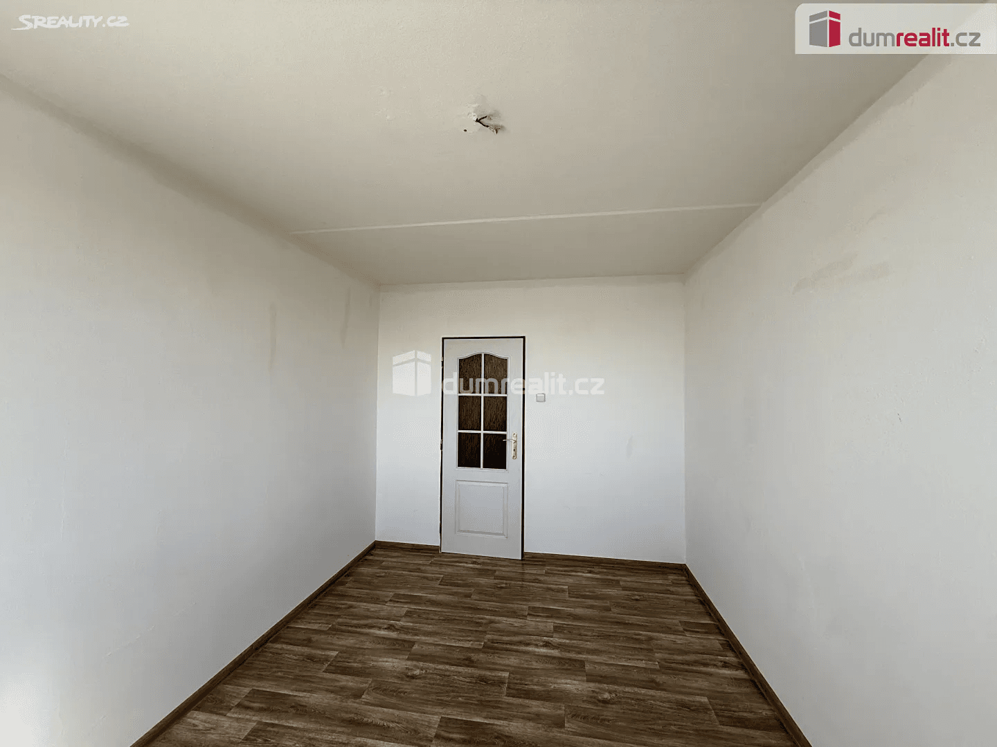 1 bedroom with open-plan kitchen flat to rent, 40 m², Karla Marxe, Most, Ústecký Region 1 bedroom with open-plan kitchen flat to rent, 40 m², Karla Marxe, Most, Ústecký Region