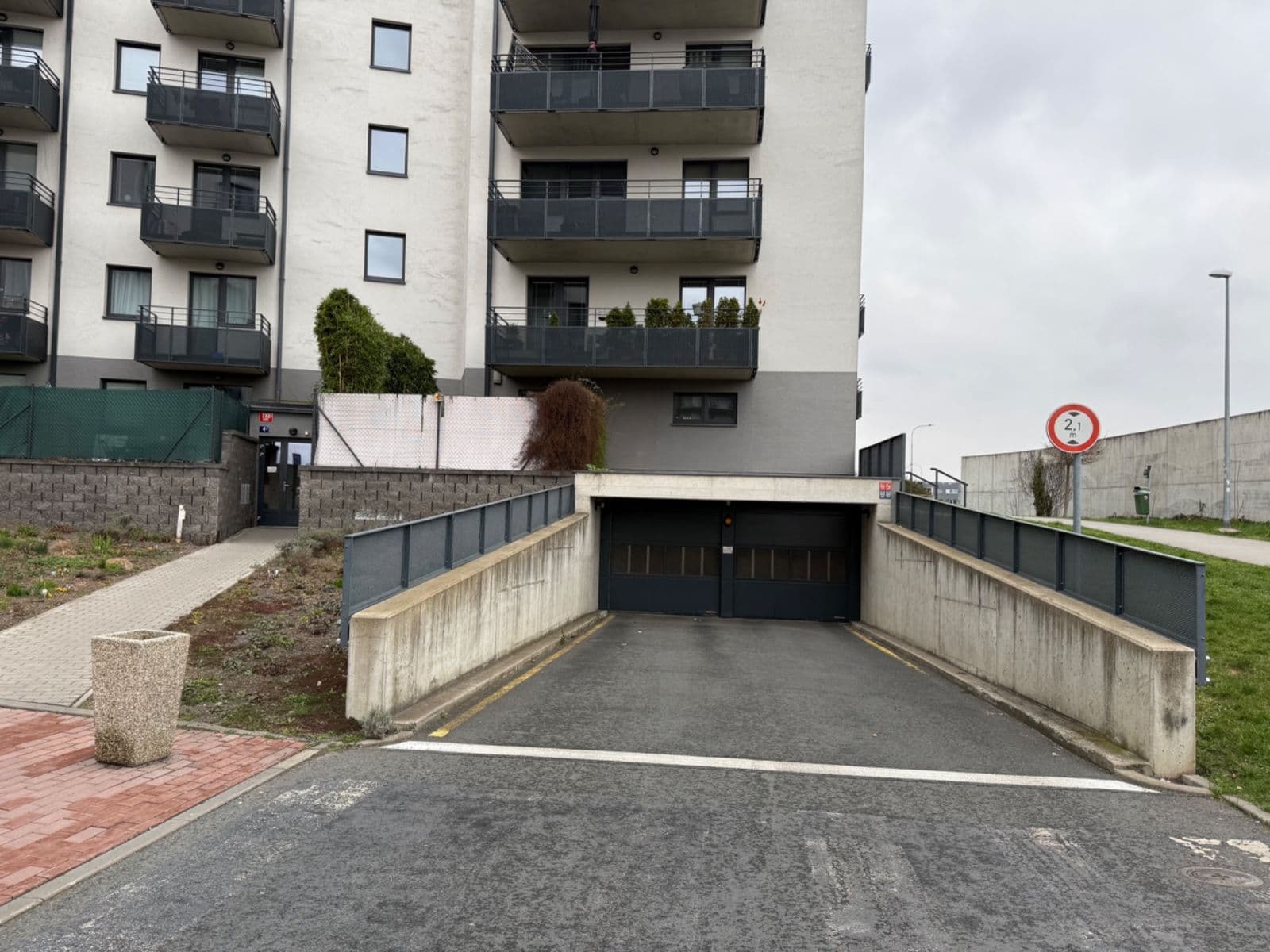 garage to rent, 12 m², Prague, Prague garage to rent, 12 m², Prague, Prague