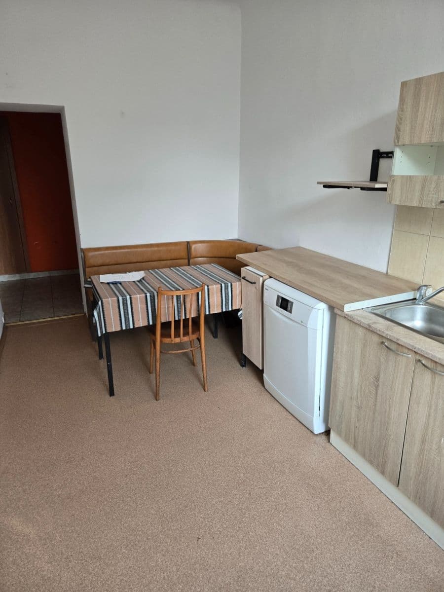 2 bedroom flat to rent, 57 m², Zborovská, Brno, Jihomoravský Region 2 bedroom flat to rent, 57 m², Zborovská, Brno, Jihomoravský Region