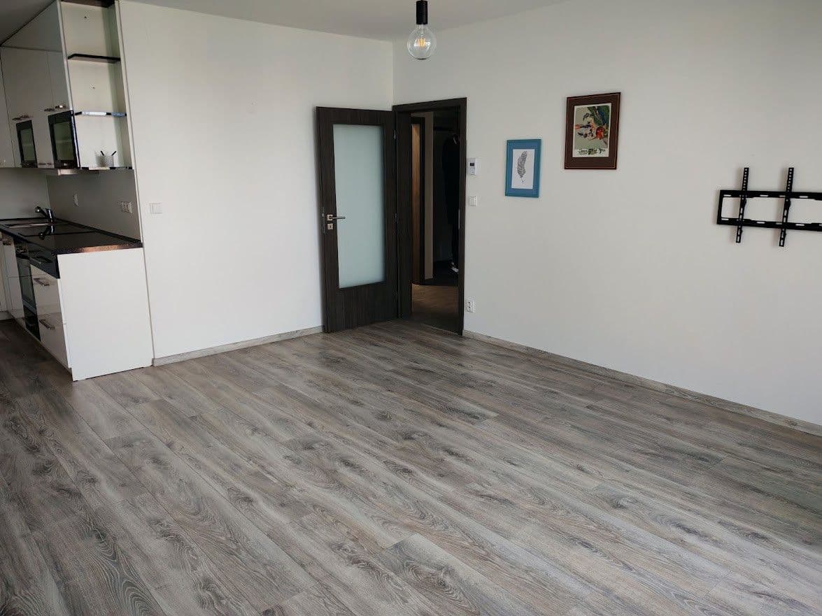 1 bedroom with open-plan kitchen flat to rent, 52 m², Ke Strouze, Nymburk, Středočeský Region 1 bedroom with open-plan kitchen flat to rent, 52 m², Ke Strouze, Nymburk, Středočeský Region