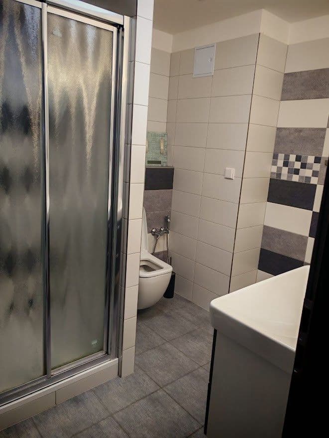 1 bedroom with open-plan kitchen flat to rent, 52 m², Ke Strouze, Nymburk, Středočeský Region 1 bedroom with open-plan kitchen flat to rent, 52 m², Ke Strouze, Nymburk, Středočeský Region