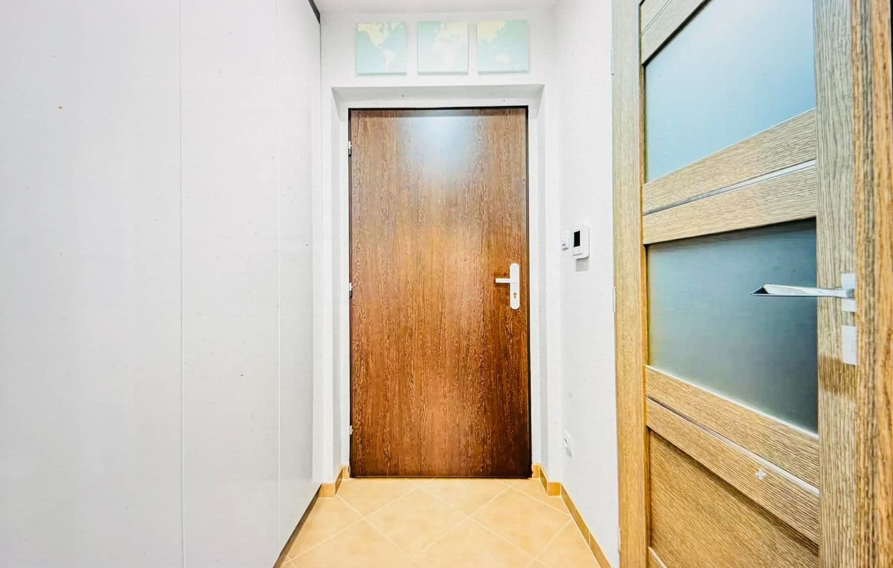 Studio flat to rent, 32 m², Pod Labuťkou, Prague, Prague Studio flat to rent, 32 m², Pod Labuťkou, Prague, Prague