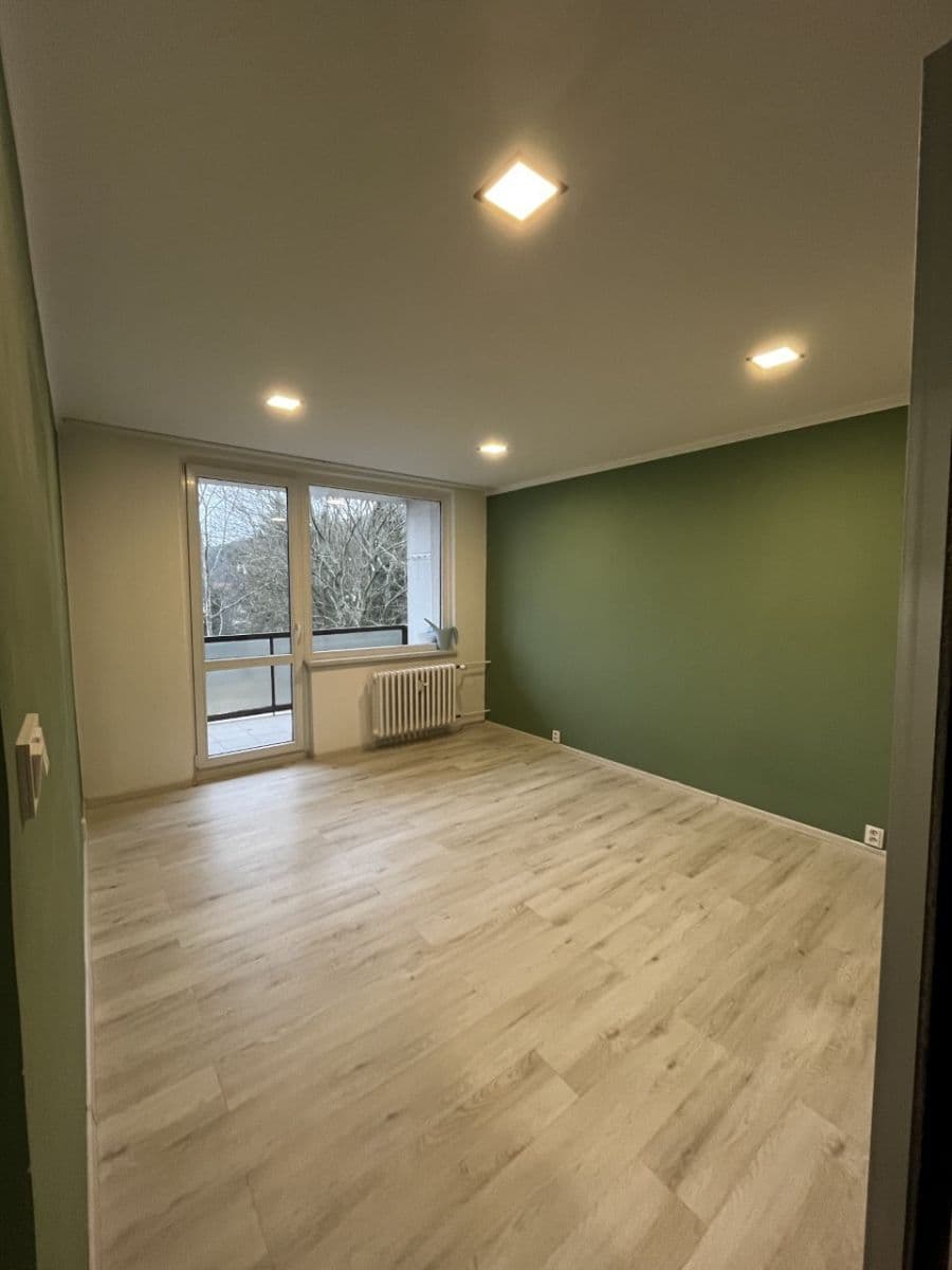 2 bedroom flat for sale, 62 m², Maďarská, Karlovy Vary, Karlovarský Region 2 bedroom flat for sale, 62 m², Maďarská, Karlovy Vary, Karlovarský Region