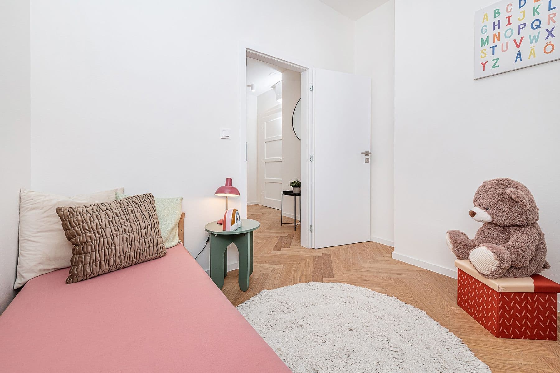 3 bedroom with open-plan kitchen flat for sale, 76 m², Kolátorova, Prague, Prague 3 bedroom with open-plan kitchen flat for sale, 76 m², Kolátorova, Prague, Prague