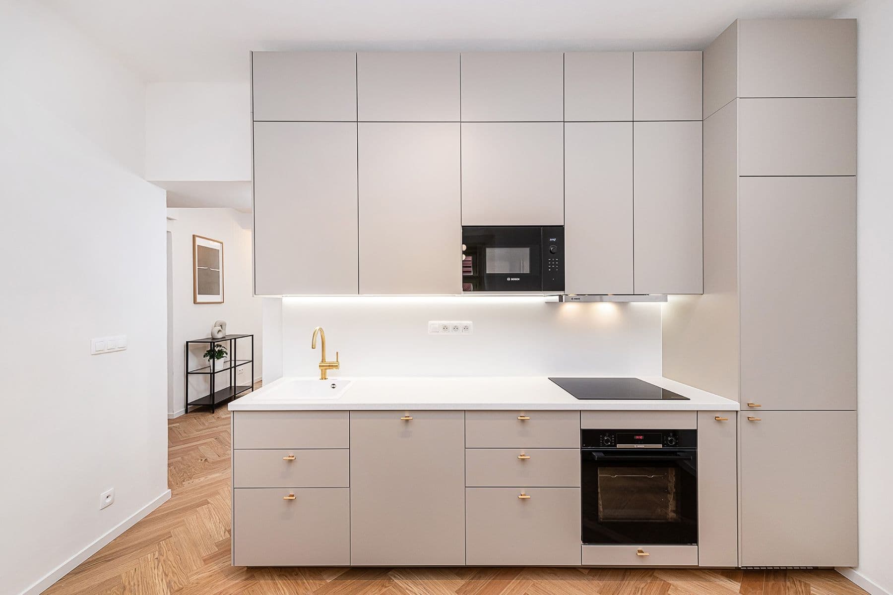 3 bedroom with open-plan kitchen flat for sale, 76 m², Kolátorova, Prague, Prague 3 bedroom with open-plan kitchen flat for sale, 76 m², Kolátorova, Prague, Prague