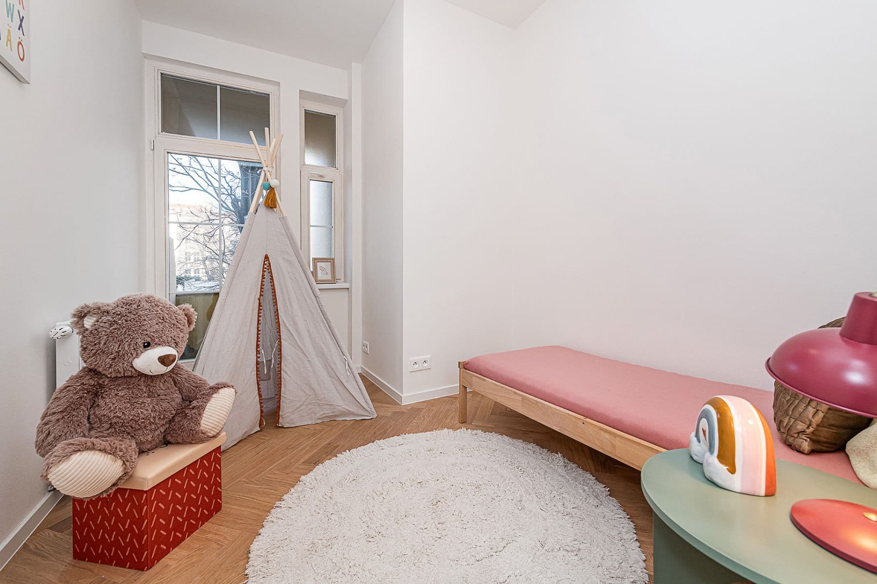 3 bedroom with open-plan kitchen flat for sale, 76 m², Kolátorova, Prague, Prague 3 bedroom with open-plan kitchen flat for sale, 76 m², Kolátorova, Prague, Prague