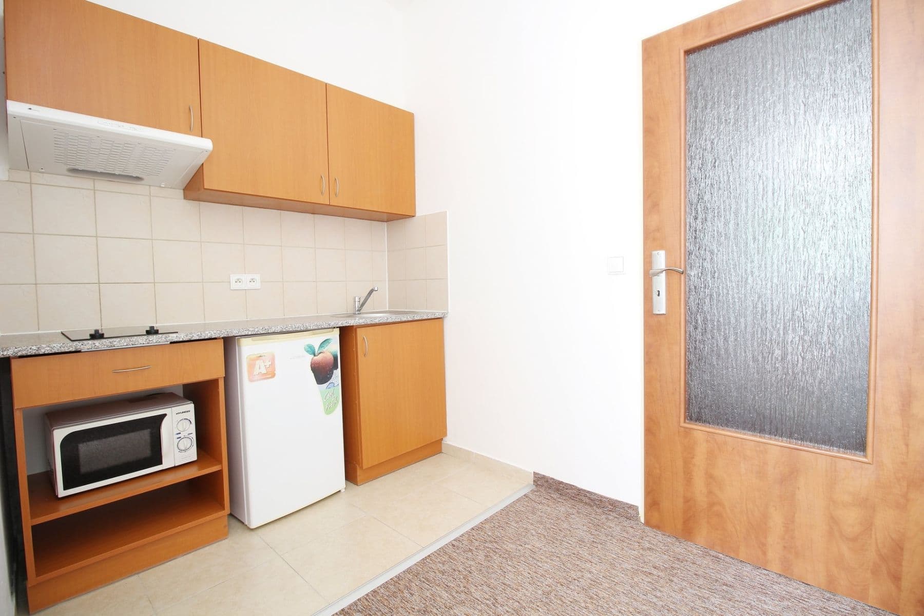 Studio flat to rent, 27 m², Otvovice, Středočeský Region Studio flat to rent, 27 m², Otvovice, Středočeský Region