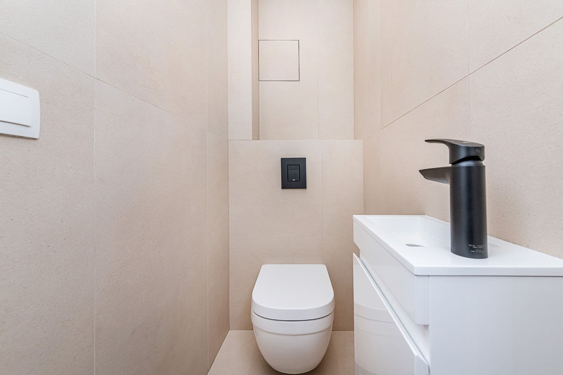 1 bedroom with open-plan kitchen flat for sale, 53 m², Kralická, Prague, Prague 1 bedroom with open-plan kitchen flat for sale, 53 m², Kralická, Prague, Prague