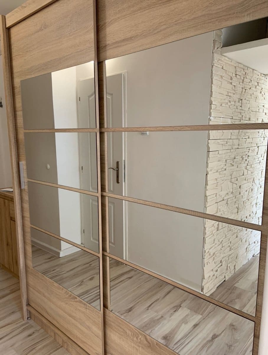 1 bedroom with open-plan kitchen flat to rent, 40 m², Višňová, Most, Ústecký Region 1 bedroom with open-plan kitchen flat to rent, 40 m², Višňová, Most, Ústecký Region