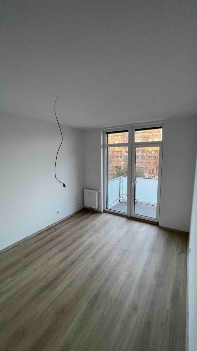 2 bedroom with open-plan kitchen flat to rent, 69 m², Americká, Kladno, Středočeský Region 2 bedroom with open-plan kitchen flat to rent, 69 m², Americká, Kladno, Středočeský Region