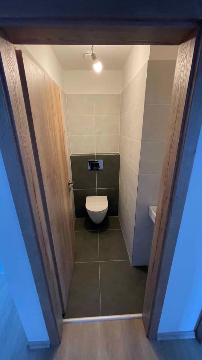 2 bedroom with open-plan kitchen flat to rent, 69 m², Americká, Kladno, Středočeský Region 2 bedroom with open-plan kitchen flat to rent, 69 m², Americká, Kladno, Středočeský Region