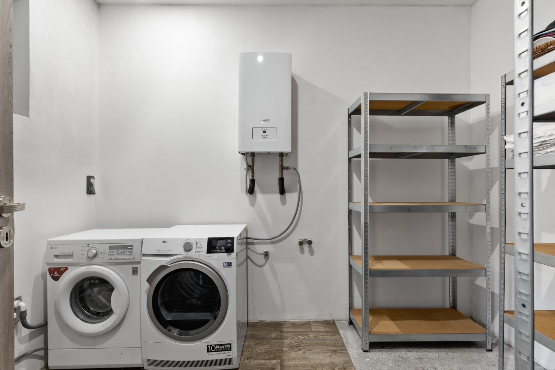 house for sale, 126 m², Hrdlořezy, Středočeský Region house for sale, 126 m², Hrdlořezy, Středočeský Region