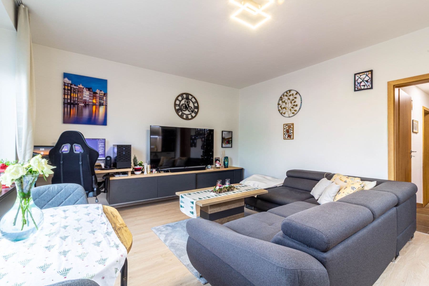 1 bedroom with open-plan kitchen flat to rent, 48 m², Pšeničná, Hostivice, Středočeský Region 1 bedroom with open-plan kitchen flat to rent, 48 m², Pšeničná, Hostivice, Středočeský Region