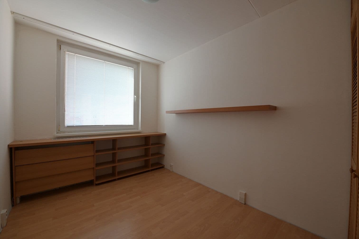 3 bedroom flat to rent, 68 m², M. Švabinského, Kladno, Středočeský Region 3 bedroom flat to rent, 68 m², M. Švabinského, Kladno, Středočeský Region