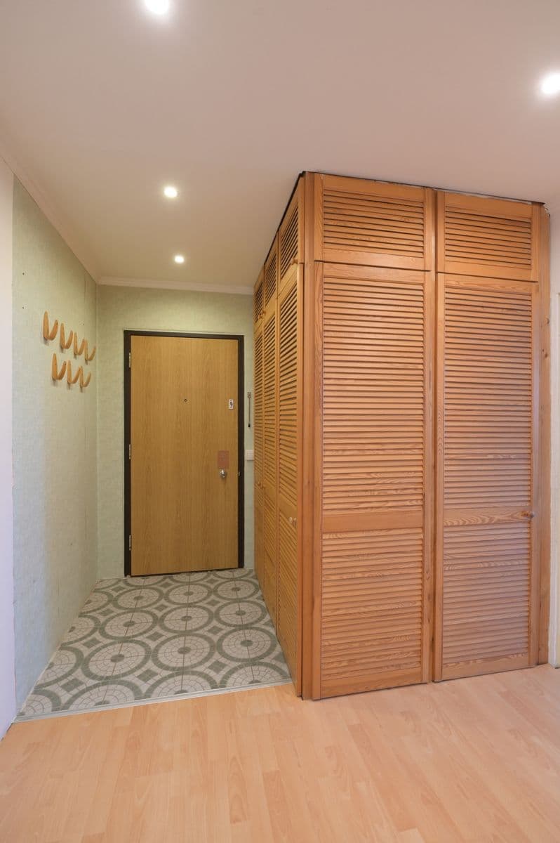 3 bedroom flat to rent, 68 m², M. Švabinského, Kladno, Středočeský Region 3 bedroom flat to rent, 68 m², M. Švabinského, Kladno, Středočeský Region