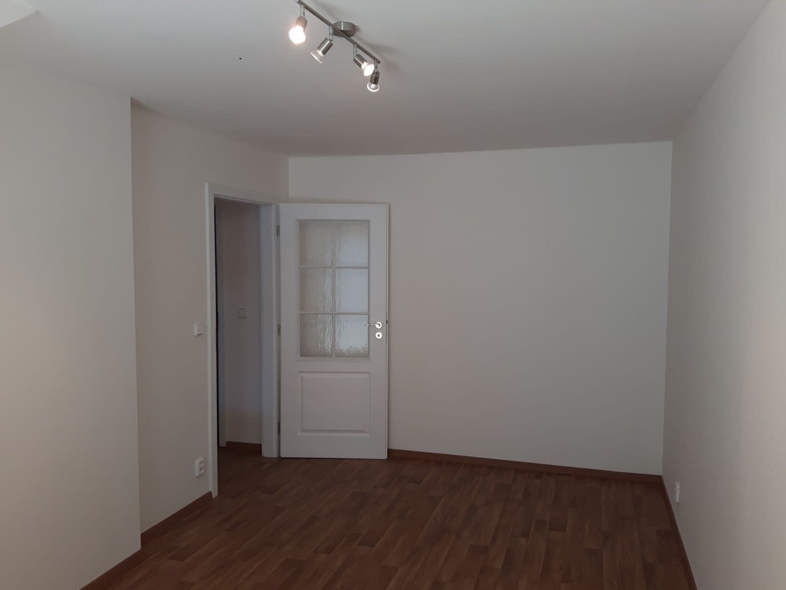 1 bedroom with open-plan kitchen flat to rent, 56 m², Ke Hřbitovu, Kolín, Středočeský Region 1 bedroom with open-plan kitchen flat to rent, 56 m², Ke Hřbitovu, Kolín, Středočeský Region